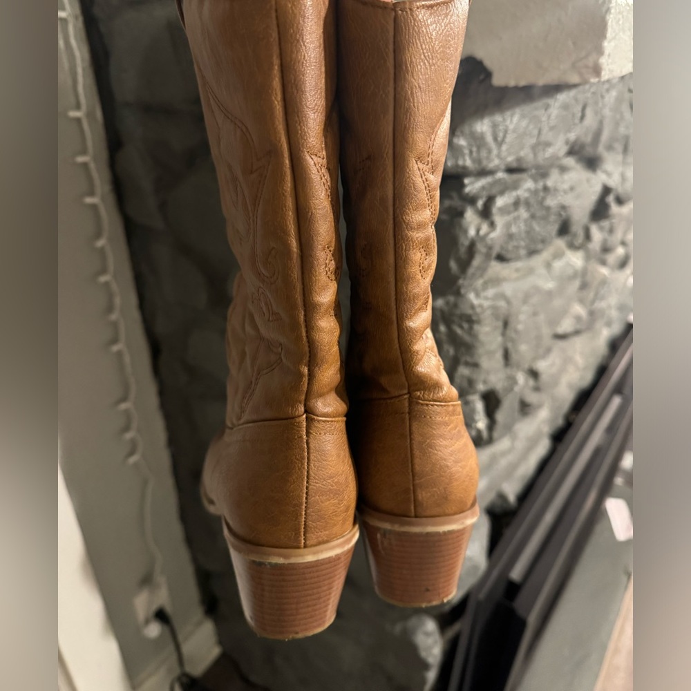Women’s Cowboy Boots Size 10 - Picture 4 of 4